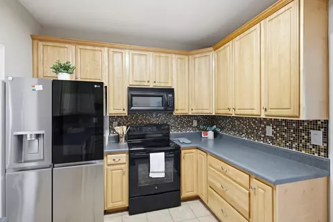Kitchen - 211 Tiffot Ct, Crestview, FL 32539 photo 3 of 4