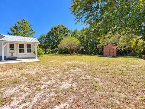 Exterior - 3316 Colonial Ct, Crestview, FL 32539 photo 8 of 14