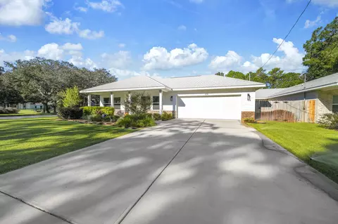 236 NE Greenbrier Cir, Fort Walton Beach, FL 32547
