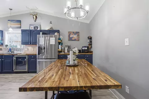Dining - 806 Phillips Dr, Freeport, FL 32439 photo 1 of 1