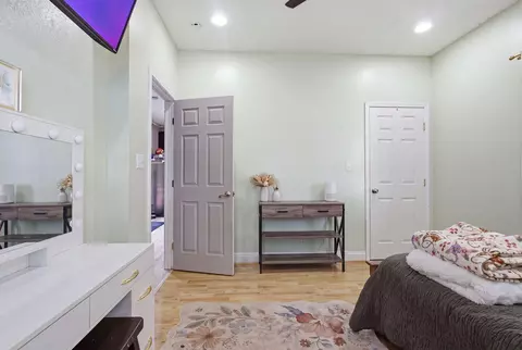 Bedroom - 806 Phillips Dr, Freeport, FL 32439 photo 6 of 8