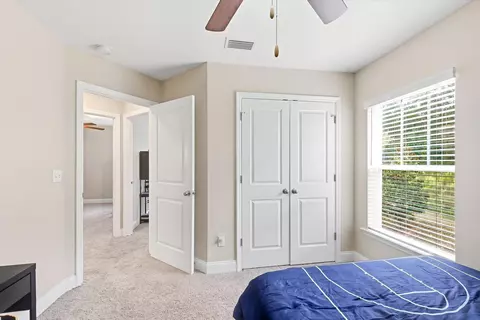 Bedroom - 8701 Glenoak Trl, Other, FL photo 5 of 7