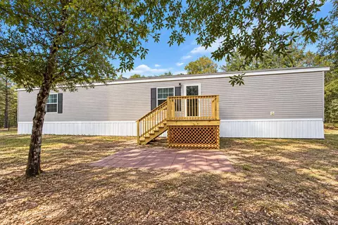 145 Juniper Lake Dr, Defuniak Springs, FL 32433