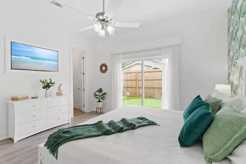 Bedroom - 44 Walton Dr, Miramar Beach, FL 32550 photo 1 of 8