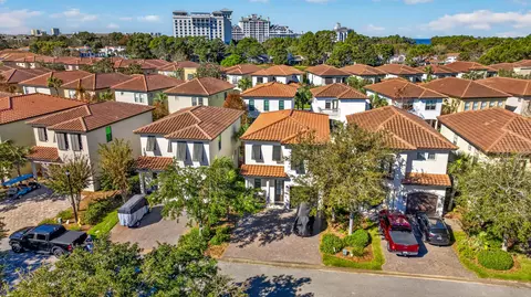 View/Area - 1969 Baytowne Loop, Miramar Beach, FL 32550 photo 2 of 12