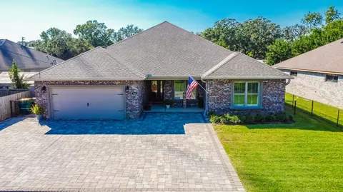 948 Harrelson Dr, Fort Walton Beach, FL 32547