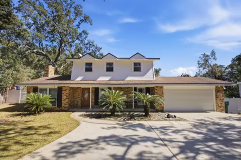 6 Krivik Ct, Fort Walton Beach, FL 32547