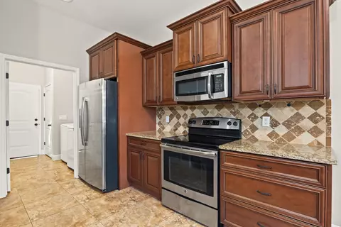 Kitchen - 102 Peoria Blvd, Crestview, FL 32536 photo 3 of 4