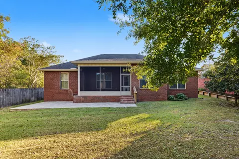 Exterior - 102 Peoria Blvd, Crestview, FL 32536 photo 9 of 11