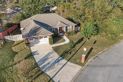 View/Area - 102 Peoria Blvd, Crestview, FL 32536 photo 2 of 6