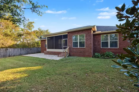 Exterior - 102 Peoria Blvd, Crestview, FL 32536 photo 10 of 11