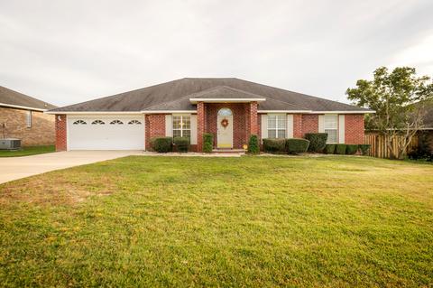 725 Denise Dr, Crestview, FL 32536 photo 1