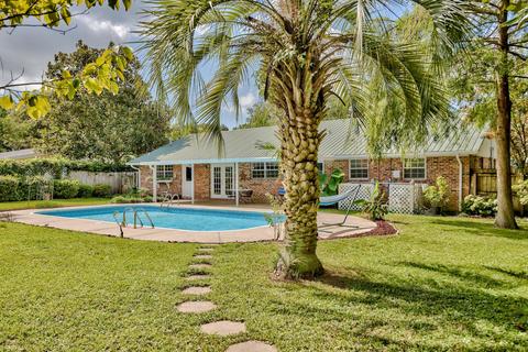 5 Walnut Ave, Shalimar, FL 32579 photo 1