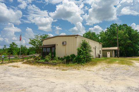 3985 E Us 90 Hwy, Crestview, FL 32539