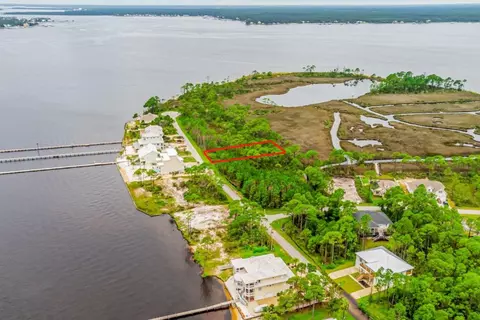 5931 Red Cedar St, Pensacola, FL 32507
