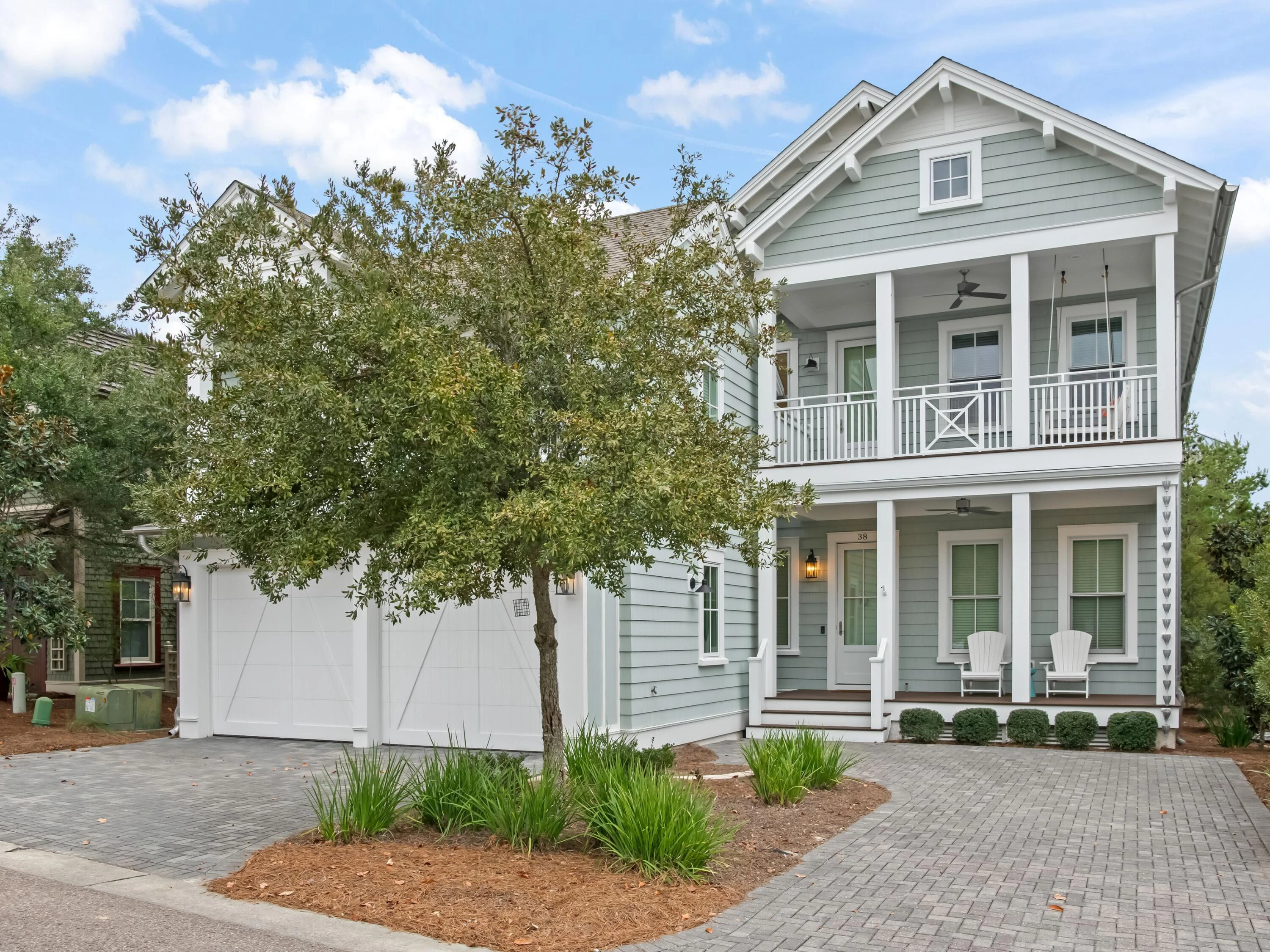 38 Shore Brg Cir  