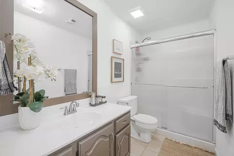 Bath - 19228 Us-331, Freeport, FL 32439 photo 1 of 2