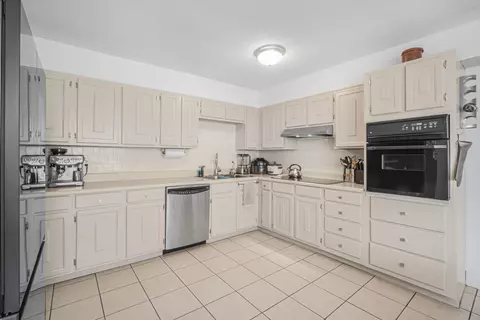 Kitchen - 19228 Us-331, Freeport, FL 32439 photo 1 of 1