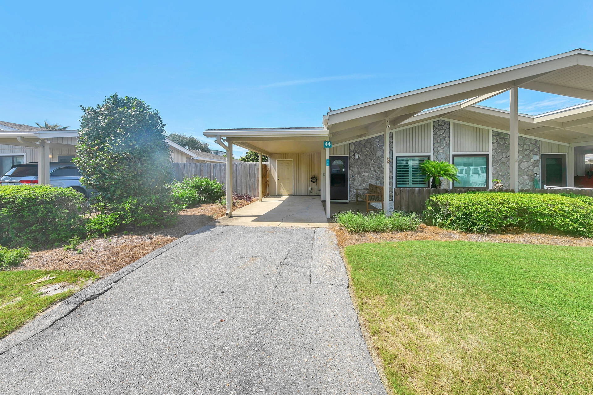 44 Cypress Cv Unit 77A  