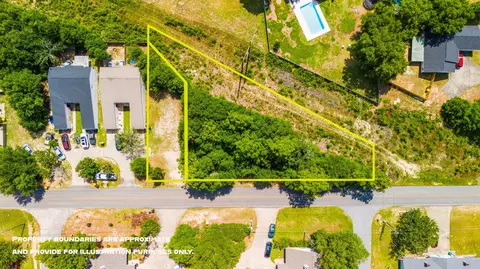 702 Valley Rd, Crestview, FL 32539 photo 2