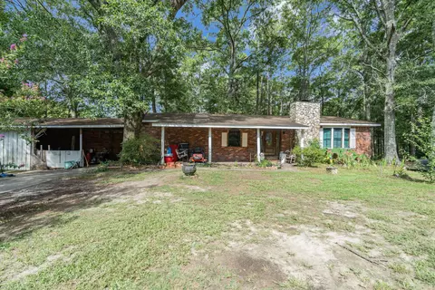 80 Wain Huckabee Rd, Laurel Hill, FL 32567