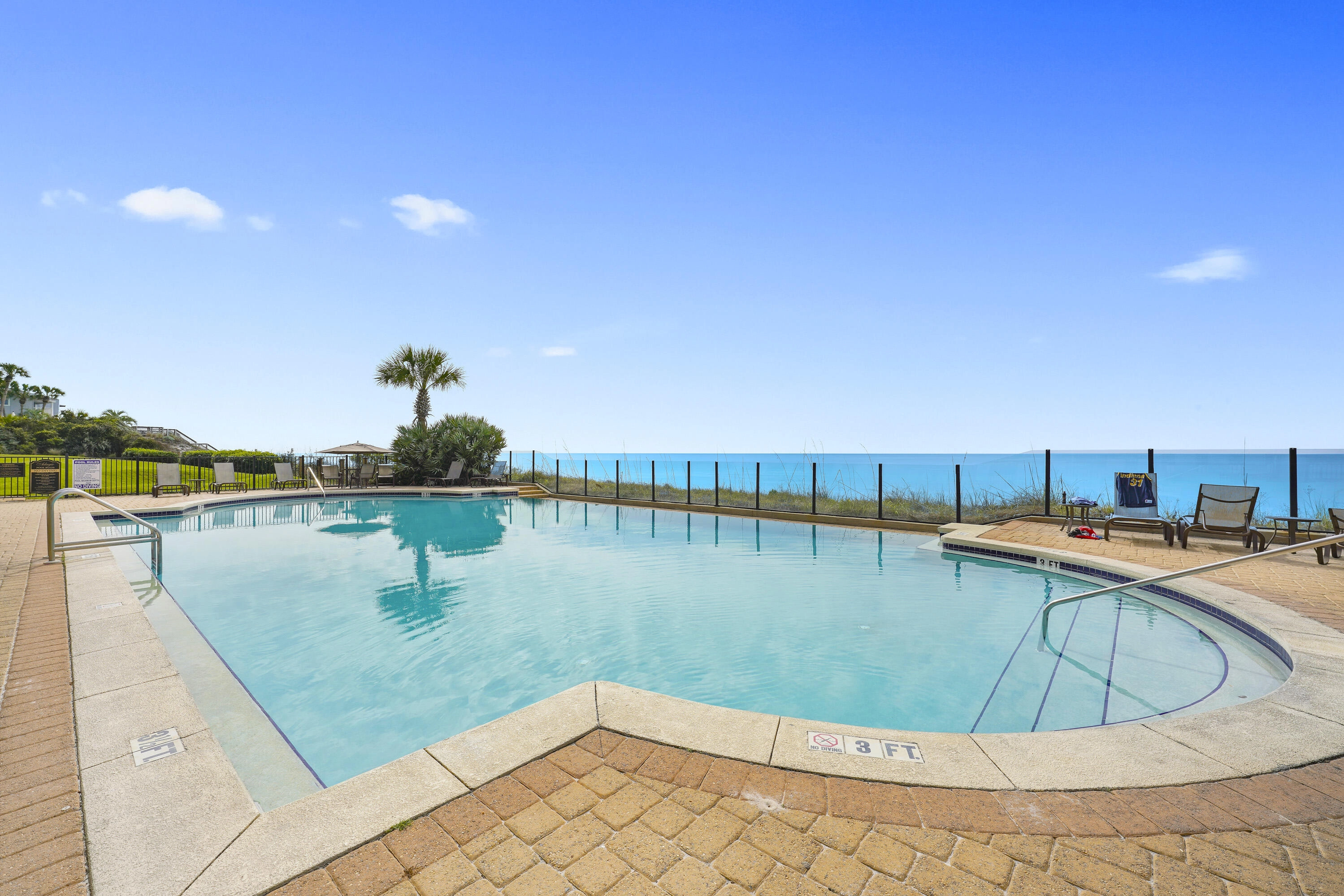 2421 W County Highway 30a Unit E303  