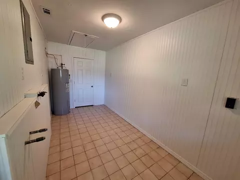 Other - 131 Phillips Dr, Crestview, FL 32536 photo 6 of 8