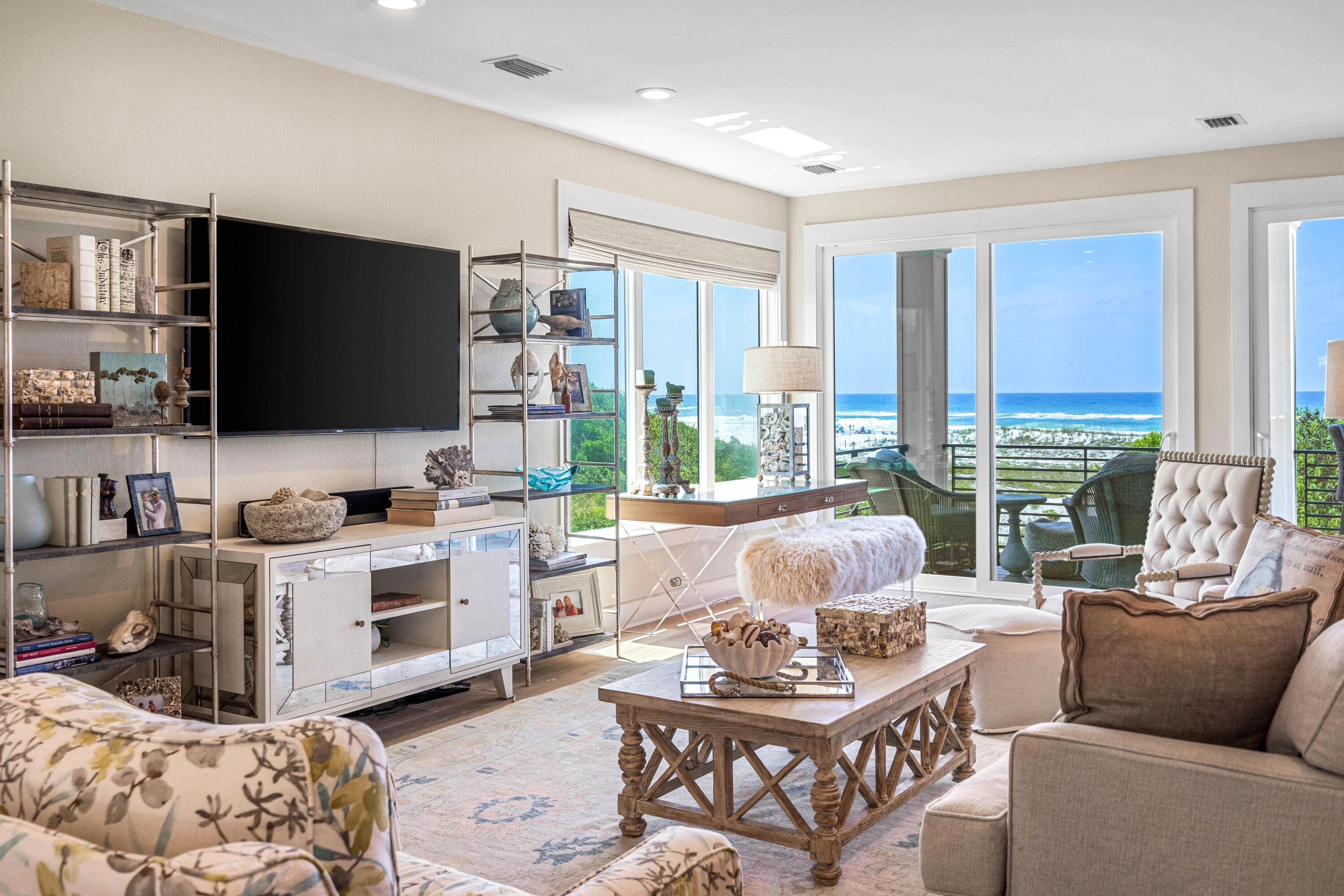 460 Beachfront Trl  