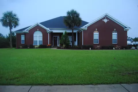 139 Coastal Breeze Dr, Freeport, FL 32439