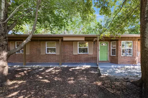 4 7th St, Shalimar, FL 32579