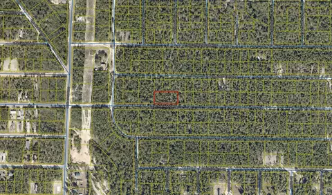 69 E Acre E Dogwood East Ave, Defuniak Springs, FL 32433