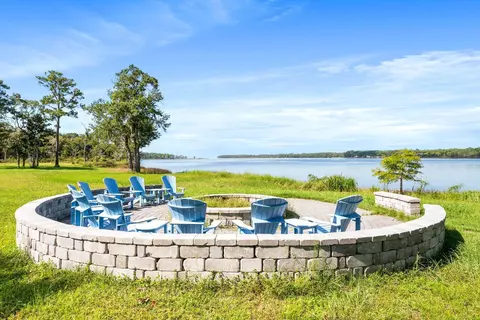 147 Dexton King Rd, Freeport, FL 32439 photo 8