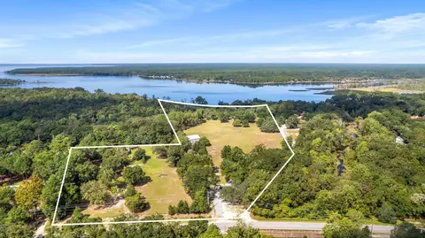 147 Dexton King Rd, Freeport, FL 32439 photo 2