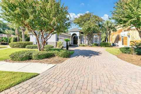 4705 Seastar Vis, Destin, FL 32541