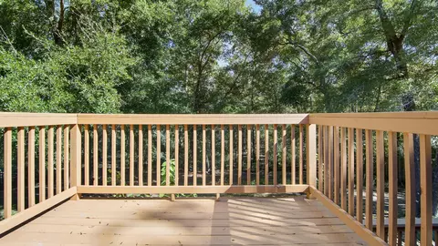 Exterior - 446 Mango Ln, Freeport, FL 32439 photo 5 of 16