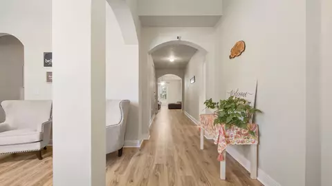 Entry Way - 446 Mango Ln, Freeport, FL 32439 photo 7 of 12