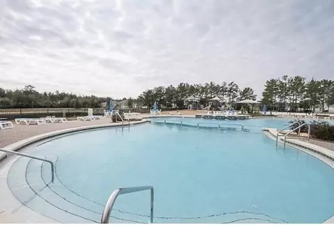 Exterior - 446 Mango Ln, Freeport, FL 32439 photo 11 of 16