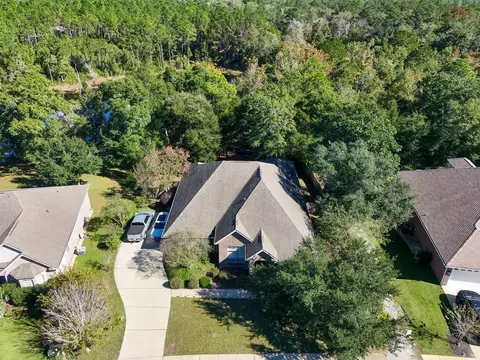 View/Area - 446 Mango Ln, Freeport, FL 32439 photo 5 of 8