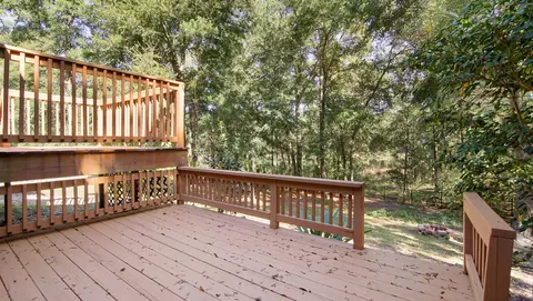 Exterior - 446 Mango Ln, Freeport, FL 32439 photo 4 of 16