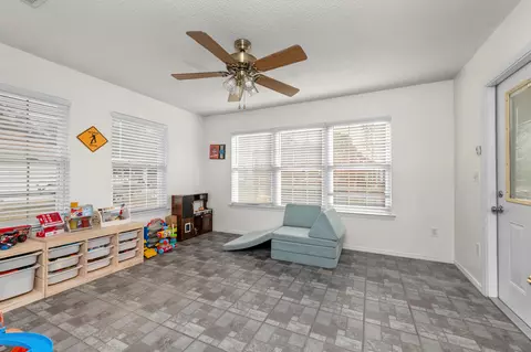 Entry Way - 400 Brown Pl, Crestview, FL 32539 photo 1 of 2