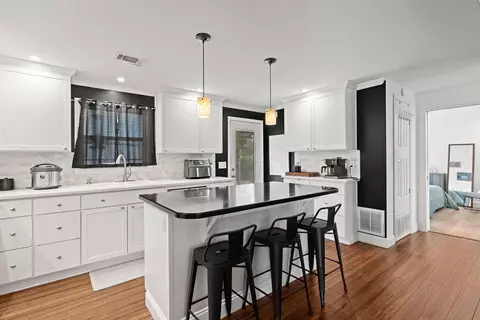 440 Muskegon Ave, Valparaiso, FL 32580