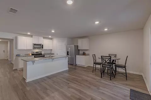 8628 Tarsus Dr, Milton, FL 32583