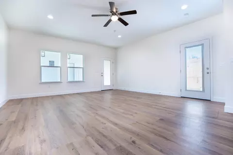 Living - 110 2nd Ave, Shalimar, FL 32579 photo 2 of 3