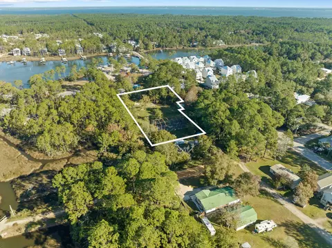 62 W Wilson St, Santa Rosa Beach, FL 32459