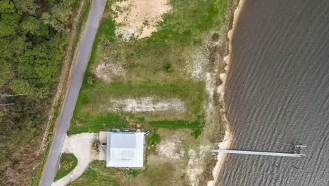 554 Beatrice Point Rd, Freeport, FL 32439 photo 10