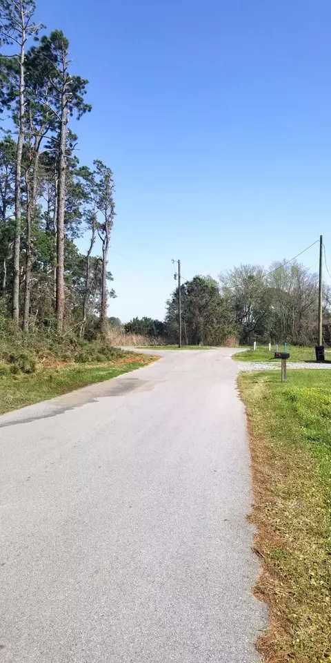 554 Beatrice Point Rd, Freeport, FL 32439 photo 24