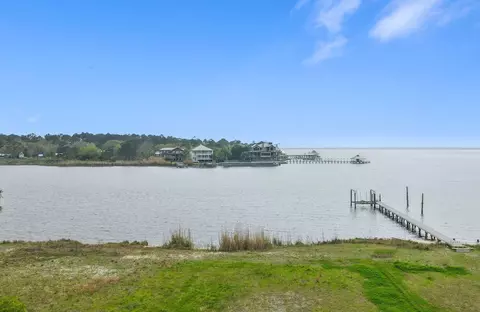 554 Beatrice Point Rd, Freeport, FL 32439 photo 11