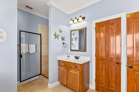 Bath - 211 E Grand Key Loop Loop, Destin, FL 32541 photo 4 of 6