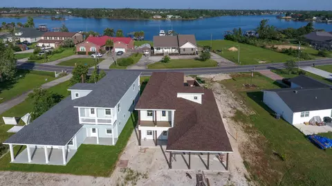 913 Plantation Dr, Panama City, FL 32404