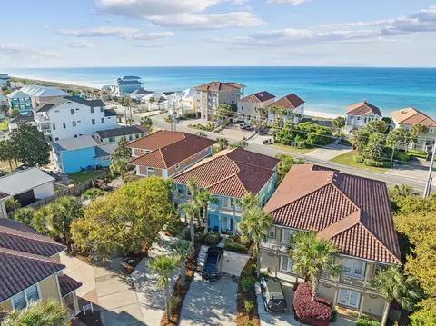 413 La Valencia Cir, Panama City Beach, FL 32413